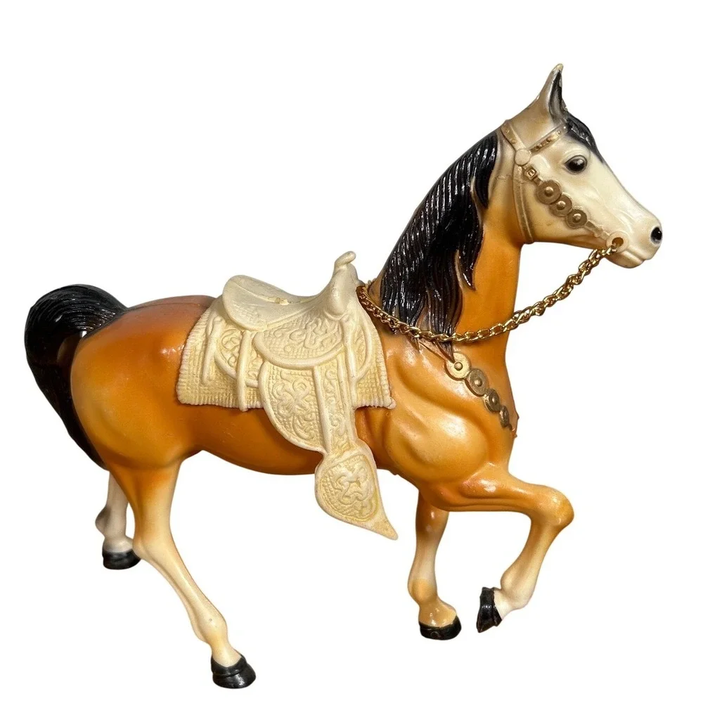 Vintage Hong Kong Plastic Horse Figurines Western Saddle Chains Retro Toy Set/2